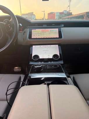 Range rover Velar 2019 image 7