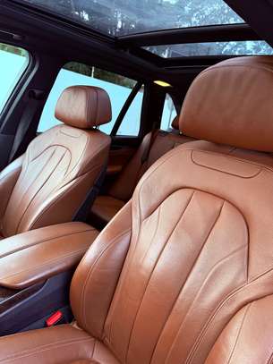 BMW x5 2018 image 7