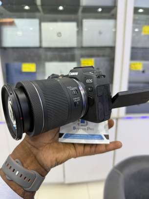 Canon R8 objectif 24-105mm image 2
