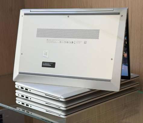 HP EliteBook 830 G8 image 3
