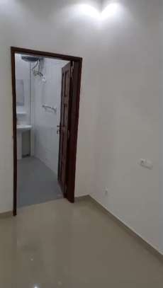 Appt 3 Ch Salon 200 m2, Keur Ndiaye Lo, Cité Nl Horizon image 5