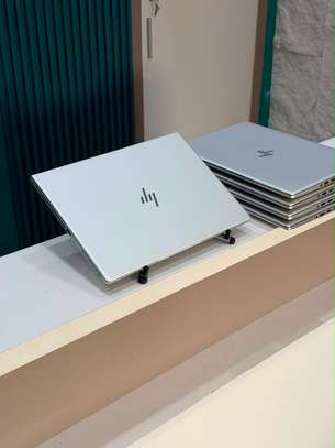 Hp elitebook 735 G5/ G6 image 4