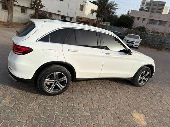mercedes glc 2018 upgrade 2022 image 2