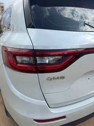 Renault Qm6 full option 2.0 image 5