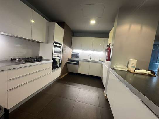 Appartement Rdc meublé fan résidence jardin privé 3 chambres image 2