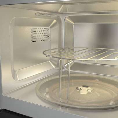 MICRO ONDE 25LITRES HISENSE ENCASTRABLE AVEC GRILLE NOIR image 4