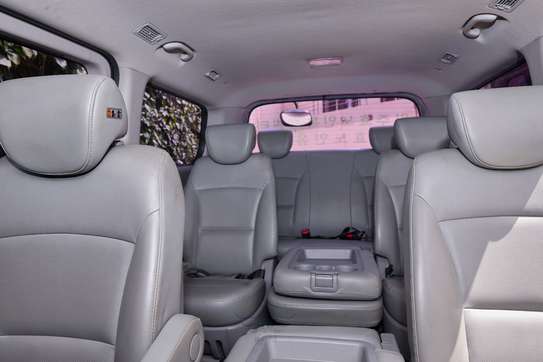 Hyundai Starex 2019 – 12 Places Très Confortable image 9