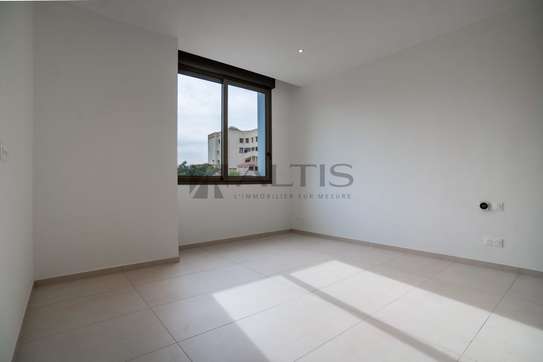 APPARTEMENT F4 DE PRESTIGE– FANN RÉSIDENCE image 5