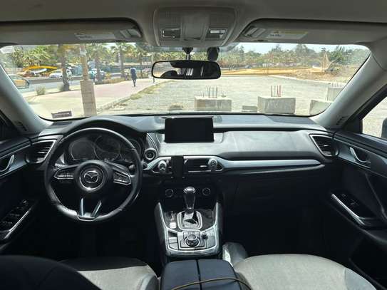 Mazda cx9 image 2