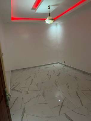 Appartement F4 à louer à yoff virage image 3