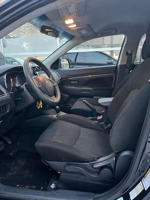 Mitsubishi OUTLANDER RVR image 5