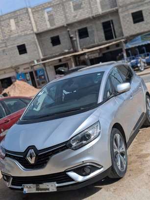 Renault Scrnic 2018 image 4