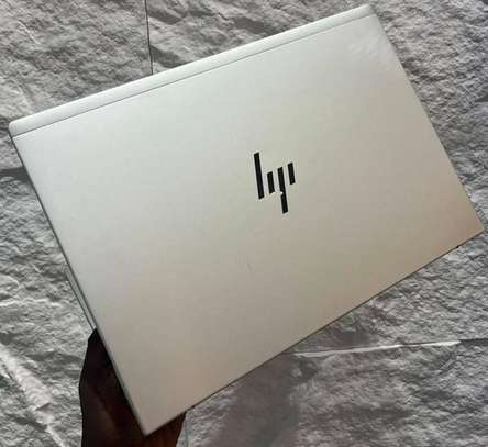 HP EliteBook 660 G11 image 2