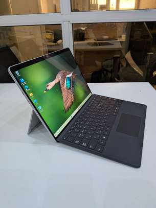 Surface Pro 11 Ultra   7 32g de ram 1 Tera graphique 128 MB image 4