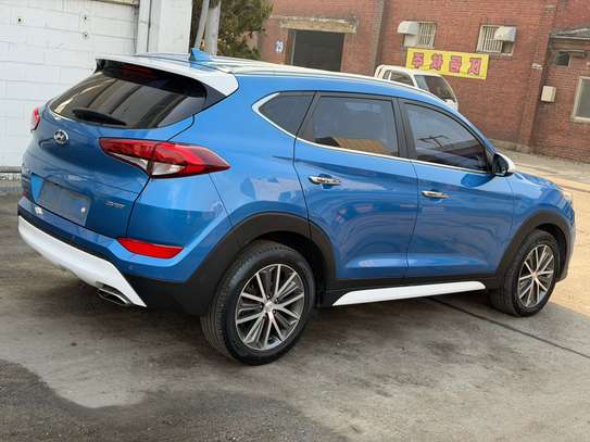 Hyundai Tucson 2017 1.7 Diesel (sous douane) image 7