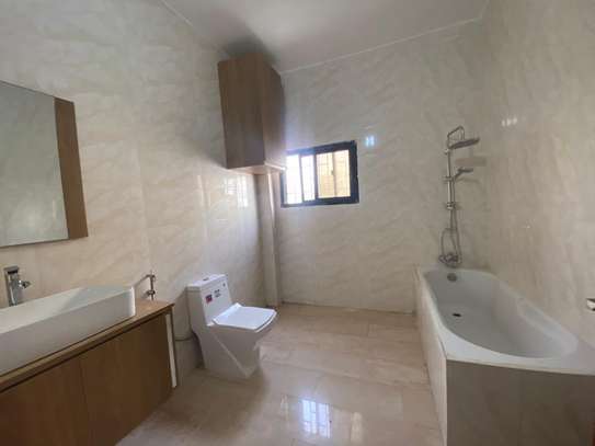 Magnifique villa à louer Almadies image 11
