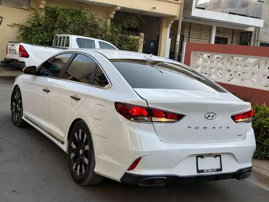 Hyundai sonata sport image 6
