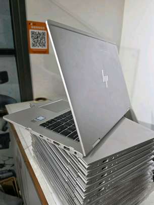 HP elitebook 1030 G2 image 4