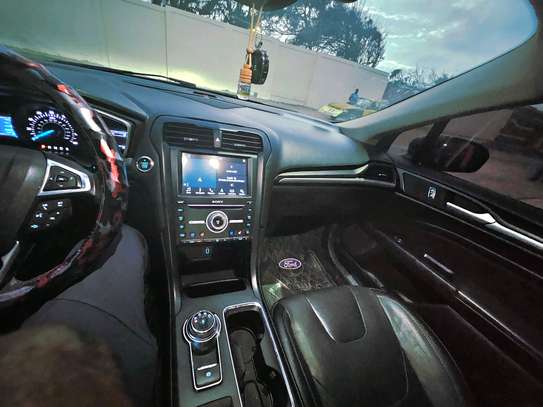 FORD FUSION TITANIUM image 6