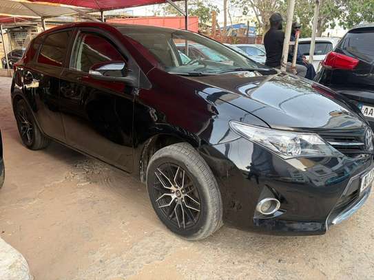 Toyota auris Anne 2015 image 9