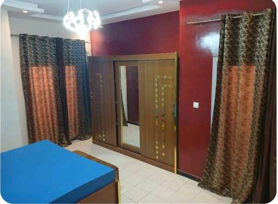 Chambre meublée à louer image 6