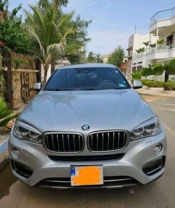 Bmw x6 image 2