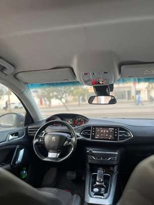 LOCATION PEUGEOT 308 DE 2018 image 11
