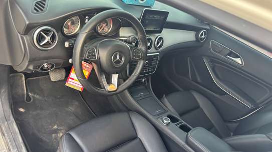 MERCEDES GLA200 image 8