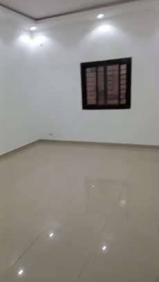 Appt 3 Ch Salon 200 m2, Keur Ndiaye Lo, Cité Nl Horizon image 10