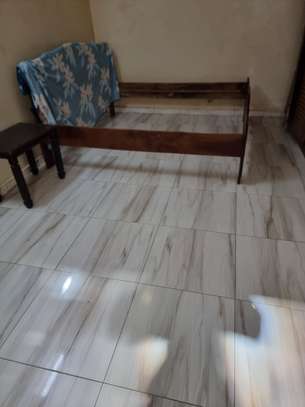Une grande chambre image 3