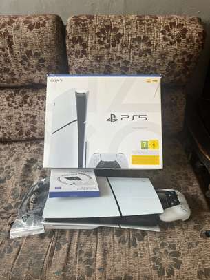 PS5 SLIM STANDARD VERSION DISC image 3