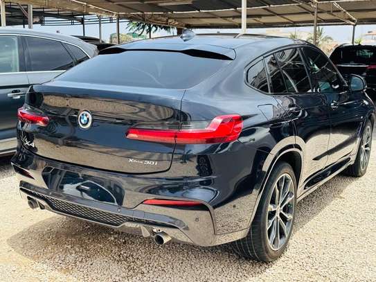 BMW X4  PACK M image 14