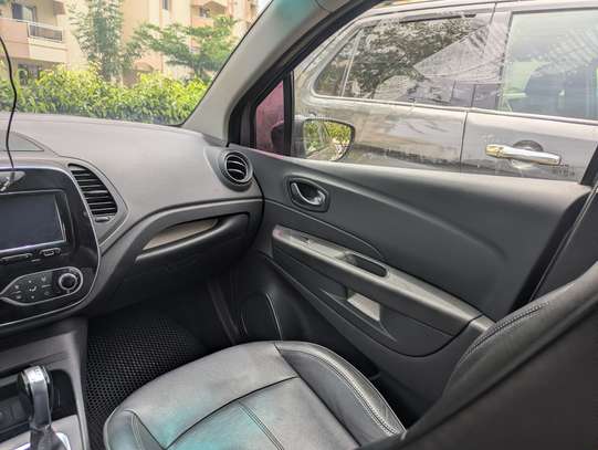 Renault QM3 2017 image 11