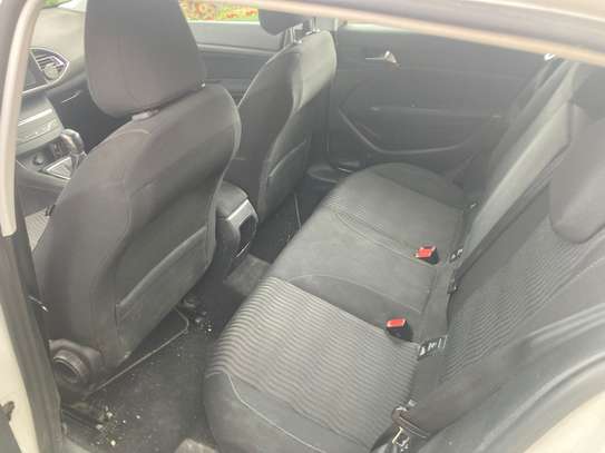 Peugeot 308 - 2016 image 3