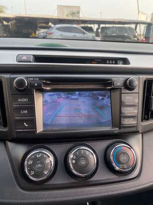 TOYOTA RAV4 image 5