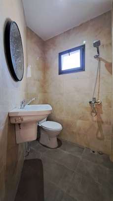 APPARTEMENTS F3 (2 CHAMBRES) A LOUER NGOR - ALMADIES image 9