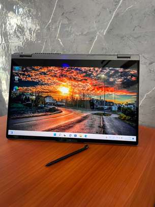 Lenovo yoga,core i7 image 3