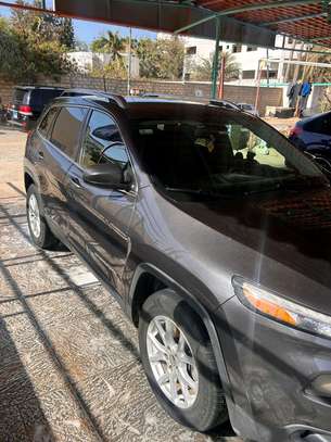 JEEP CHEROKEE 2016 A VENDRE EN URGENCE image 2