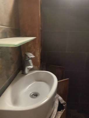 Villa R+2 à vendre Tf aux Maristes image 6
