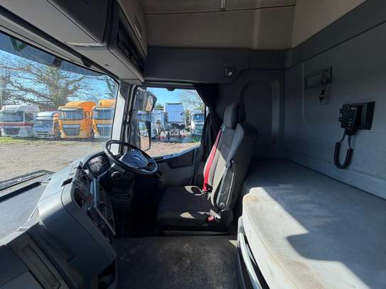Camion Renault T 2018 image 8