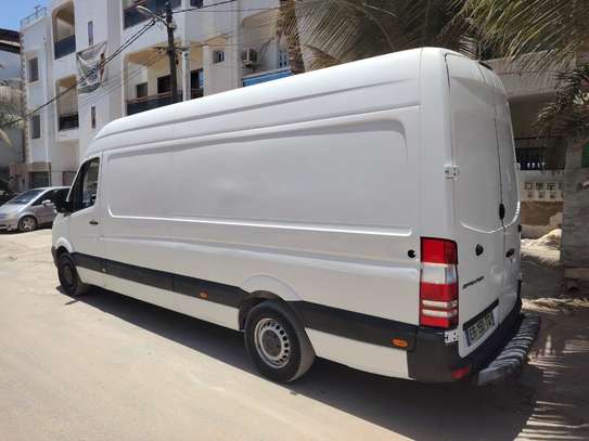 Mercedes sprinter image 6