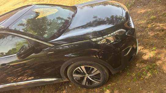 Peugeot 5008  sous douane image 4