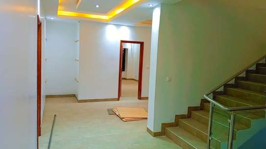 BELLE VILLA R+1 À LOUER CITÉ CHEIKH AMAR MAMELLES image 4