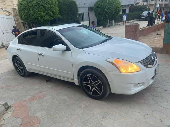 Nissan Altima 2012 image 3