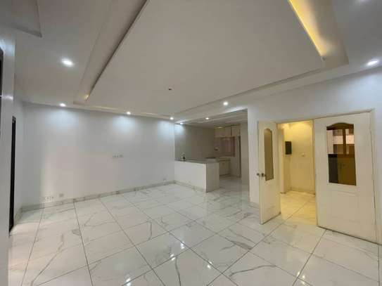 Appartement à vendre au Point-E avenue birago diop image 10