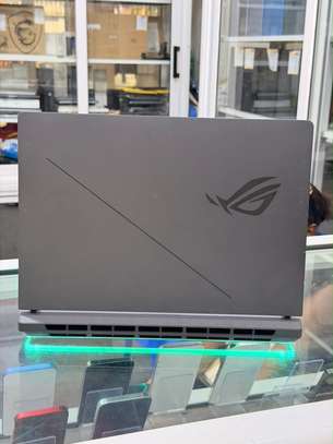 ASUS ROG STRIX G16 G615J image 10
