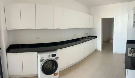 Élégant appartement F4 à louer - Résidence SIKI, Almadies image 9