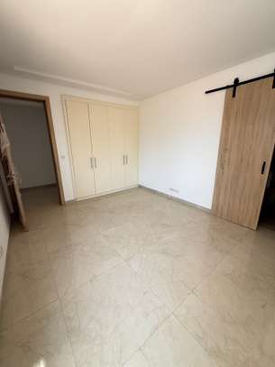 À VENDRE – Appartement F4 de bon standing aux Almadies image 9