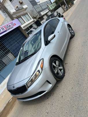 Kia forte image 2