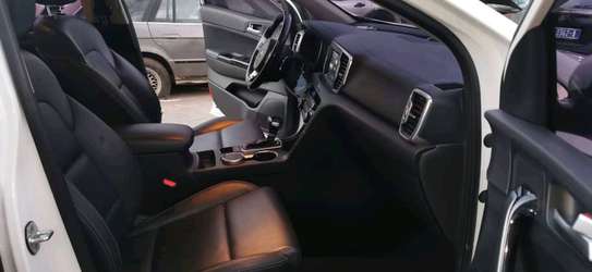 Kia Sportage 2017 Blanc SUV Confort Sécurité image 7